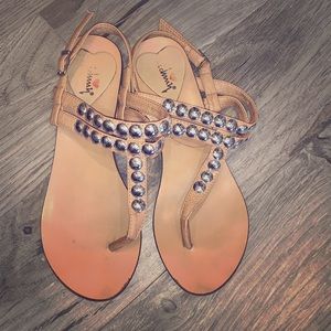 Luichiny Flat Sandals
